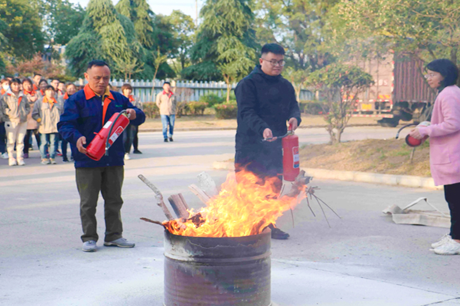 Tvrtka provodi protupožarne vježbe